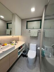 Hillview Heights (D23), Condominium #584110841